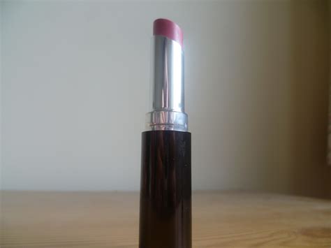 No7 Stay Perfect lipstick 'Classic Rose'