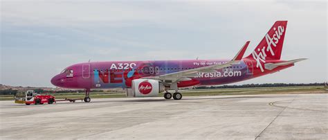 AirAsia welcomes their first Airbus A320neo aircraft - Economy Traveller