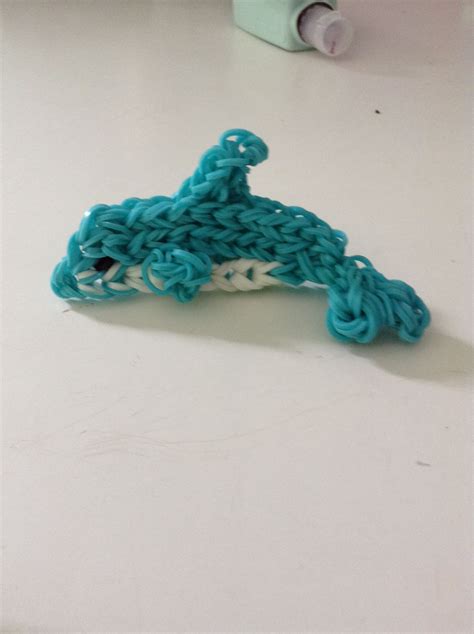 Cute rainbow loom dolphin! | Rainbow loom, Rainbow loom bands, Loom necklace