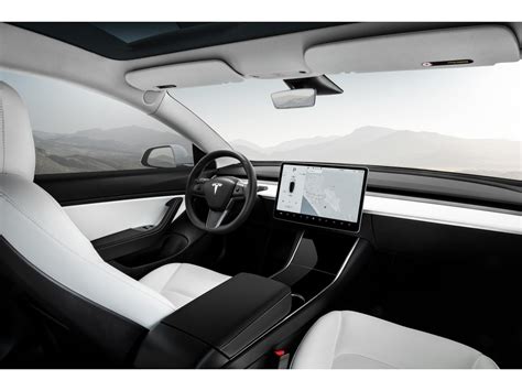 2019 Tesla Model 3: 38 Interior Photos | U.S. News