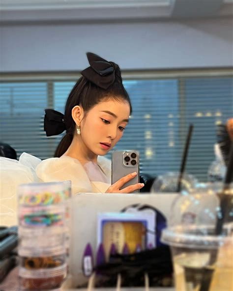 220323 Irene Instagram Update | kpopping