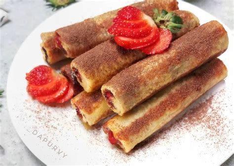 Resep ROTI TAWAR GULUNG Coklat Strawberry oleh dapurVY - Cookpad