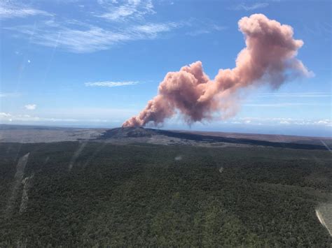 Earthquakes and a Volcanic Eruption in Hawaii