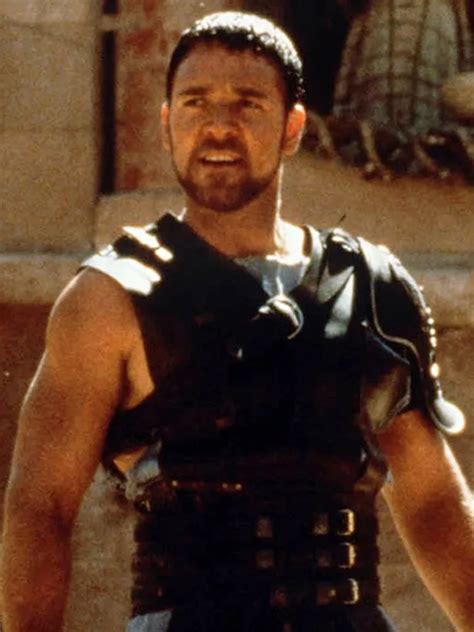 Is that you, Maximus? Russell Crowe debuts new look after Ridley Scott ...