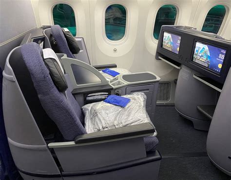 Review: United Airlines' "Old" 787-9 Business Class - One Mile at a Time