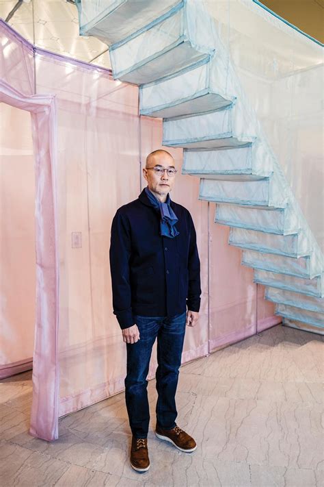 Do Ho Suh: The Story Behind The Korean Artist's Haunting Sculptures ...