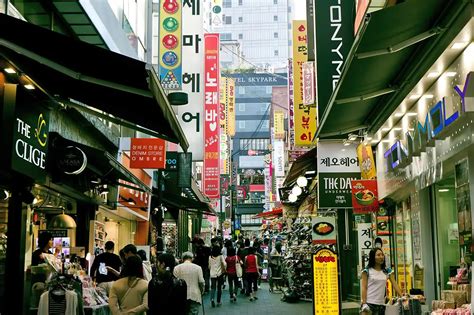 12 Must-Visit Night Markets in Seoul To Explore In 2024