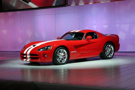 car: Dodge Viper SRT-10