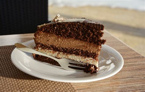 Free Images : cafe, dish, produce, dessert, chocolate cake, bake, pastries, sunday, icing, baked ...