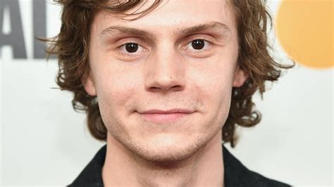 Evan Peters' 'AHS: Apocalypse' Characters Will Showcase His Impressive ...