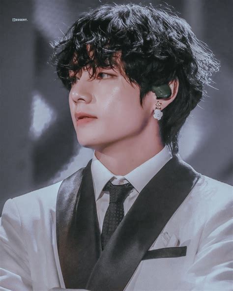 Download Aesthetic Wallpaper Kim Taehyung Images