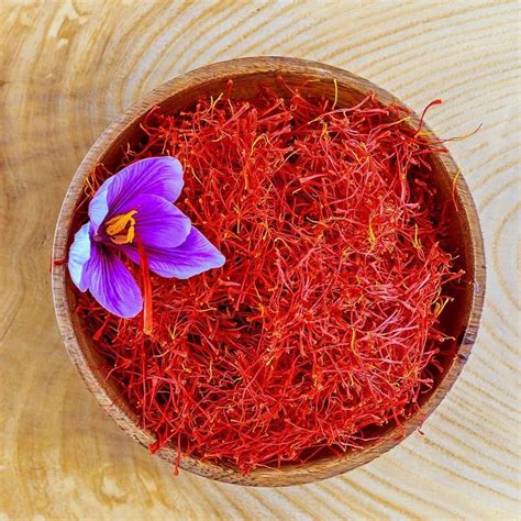 Fresh Indian Saffron at Rs 190/gram | Indian Saffron in Bengaluru | ID: 2852959408912