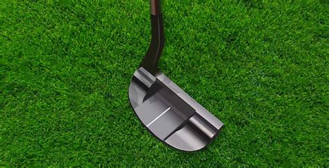 What Are the Benefits of A Center-Shafted Putter?