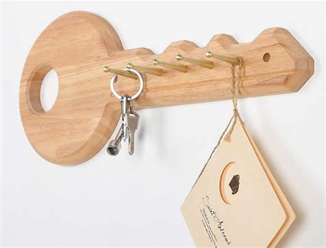 Wooden Decorative Wall Mounted Key Holder - FeelGift