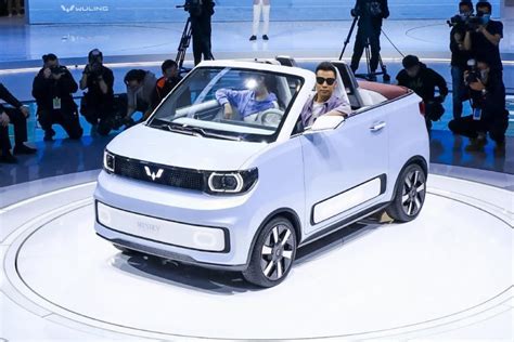 Wuling Unveils Hong Guang MINI EV Cabrio Show Car In China