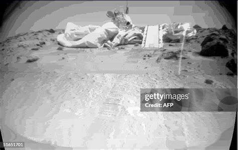 23 Nasa Pathfinder Sojourner Rover Stock Photos, High-Res Pictures, and ...