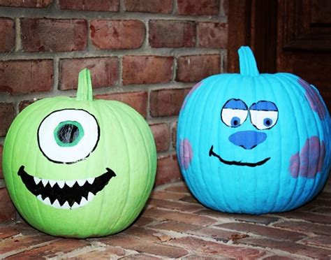 Disney Painted Pumpkin idea Monsters Inc with Mike and Sully | Disney pumpkin painting, Creative ...