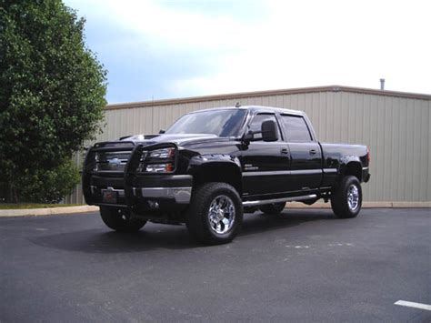 2003 Chevrolet Silverado 2500HD - Information and photos - MOMENTcar