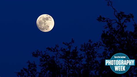 How to photograph the Blue Moon, giant planets and Milky Way this weekend | TechRadar