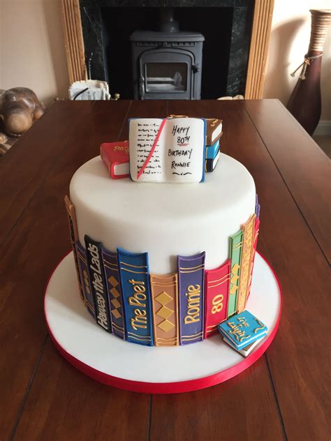 Stacked books graduation cake – Artofit