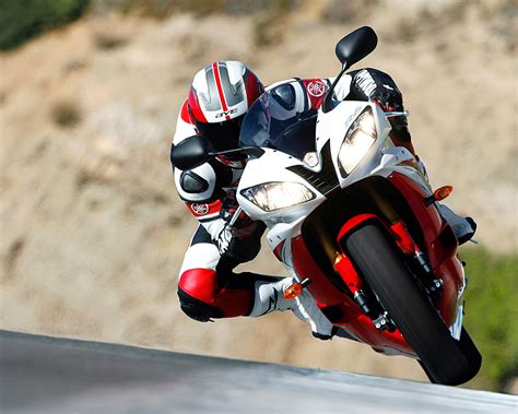 Sportbike Wallpaper HD - WallpaperSafari