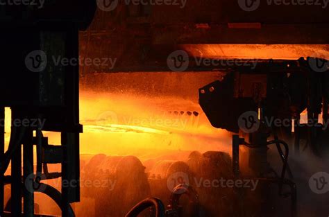 hot-rolled steel process 856832 Stock Photo at Vecteezy