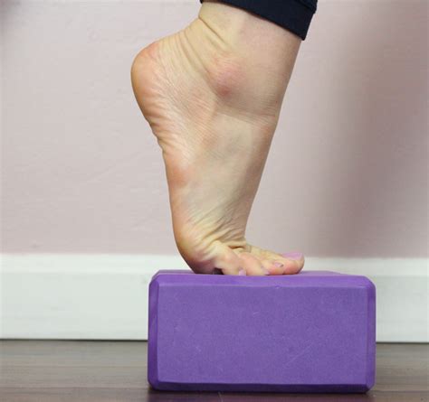 6 Easy Plantar Fasciitis Exercises to Release Foot Pain | Fitness