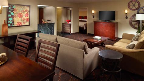 Suites in Austin TX | Guest Rooms & Suites | Omni Austin