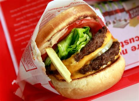 In-N-Out Burger 'pop-up' sells out in first hour | CTV Toronto News