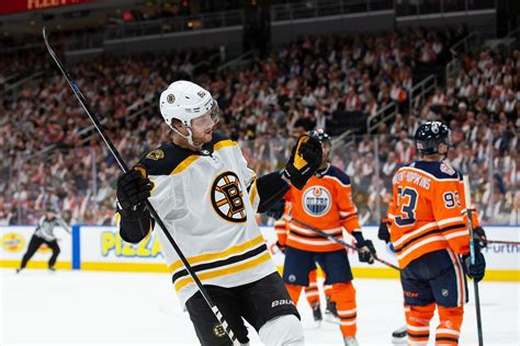 David Pastrnak is off to the best goal-scoring start in modern Boston ...