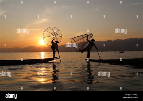 Traditional fishermen, Inle Lake Stock Photo - Alamy