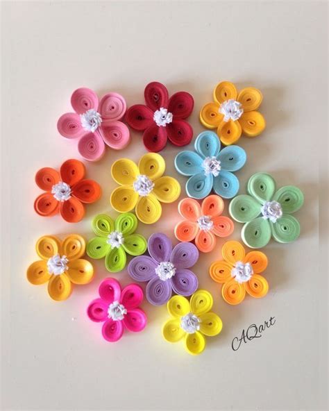 Pin by ꕥ𝕃𝕒𝕓𝕖𝕟𝕕𝕖𝕠ꕥ on Artsy stuff you may love! | Paper quilling designs, Quilling designs ...