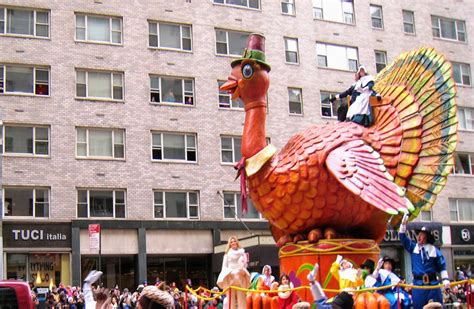 10 Thanksgiving Traditions From Around the Country Slideshow