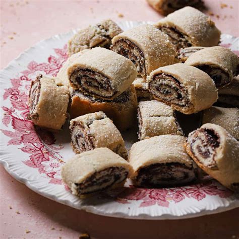 Chocolate Rolled Cookies Tender and flaky choclate cookie