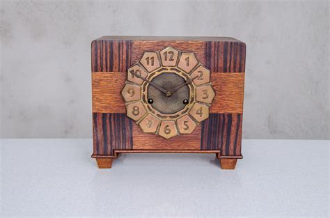 Art Deco Mantle or Table clock, 1920s for sale at Pamono