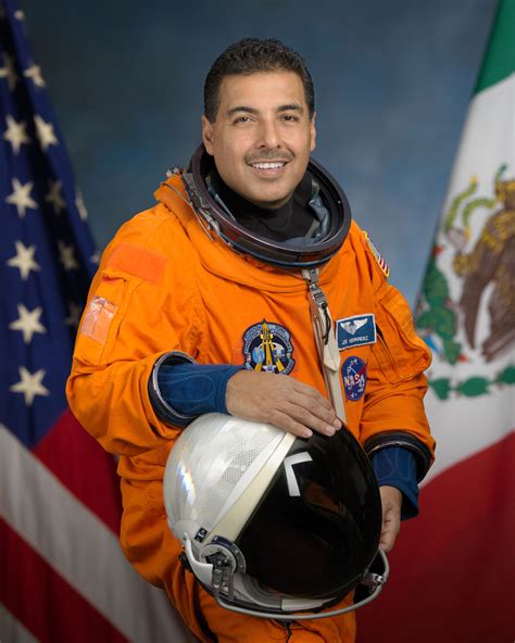 Astronaut Jose Hernandez, a Life of Achievements | Atenea Americana by ...