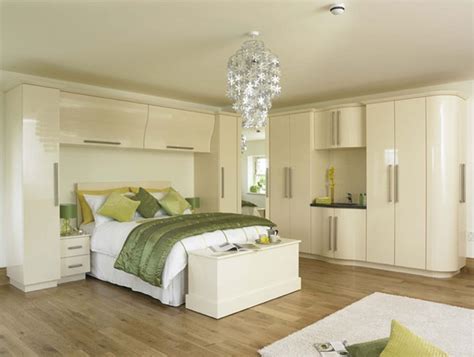 Fitted Bedroom Furniture - Allows You To Maximize Space & Stay ...