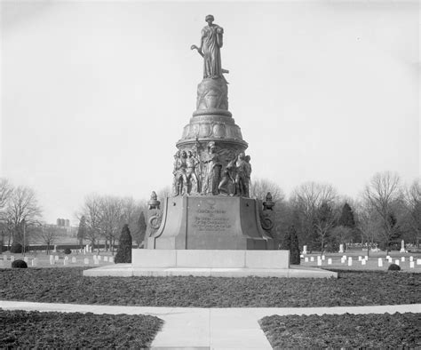 Judge allows removal of Confederate statue at Arlington National Cemetery amid protests - ABC News