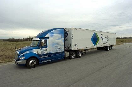 Walmart's full hybrid semi truck with Sams Club Trailer | Trucks, Semi ...