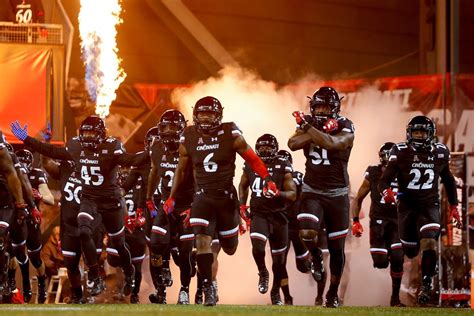 Cincinnati Bearcats unveil updated football uniforms - Uniform Authority