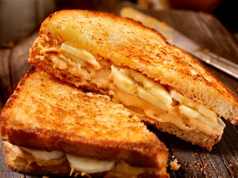 How to Make a Banana Sandwich Like a True Southerner | Taste of Home