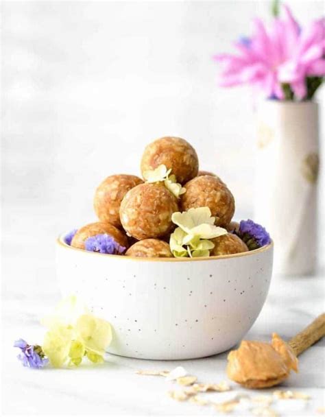 Peanut Butter Oatmeal Balls - JoyFoodSunshine