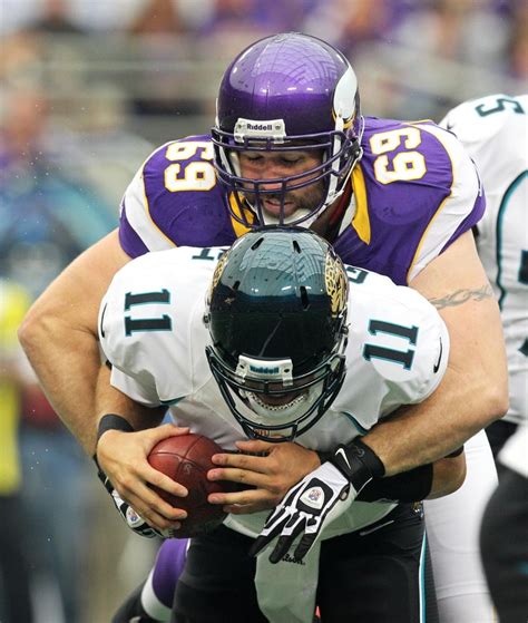 Minnesota Vikings defensive end Jared Allen sacks Jacksonville Jaguars ...