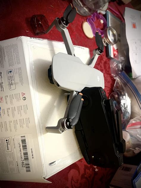 Got my first DJI drone got the DJI mini se pretty solid looking little ...