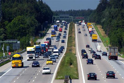 Why Are America’s Roads So Much Worse Than Europe’s? | Jane The Actuary