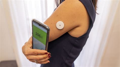 How do continuous glucose monitors work? | Top Ten Reviews