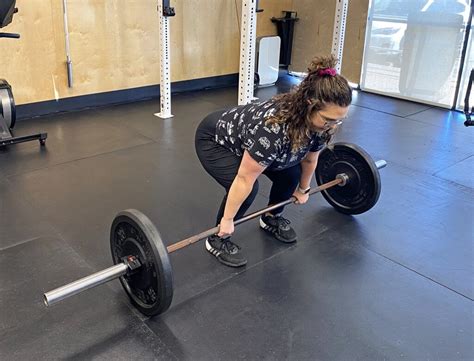 Women Lifting Heavy Things - Castle Hill Fitness Gym & Spa - Austin, TX