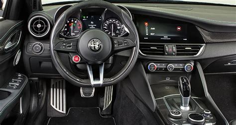 2017 Alfa Romeo Giulia | Quadrifoglio - Consumer Reports