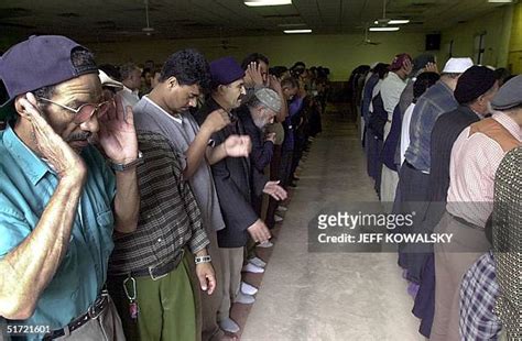 86 Dearborn Mosque Stock Photos, High-Res Pictures, and Images - Getty ...