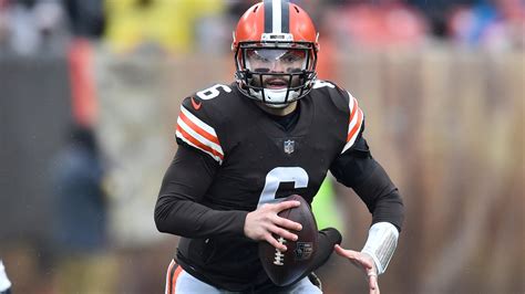 Browns' Baker Mayfield: Hurt shoulder 'new normal'; groin injury added